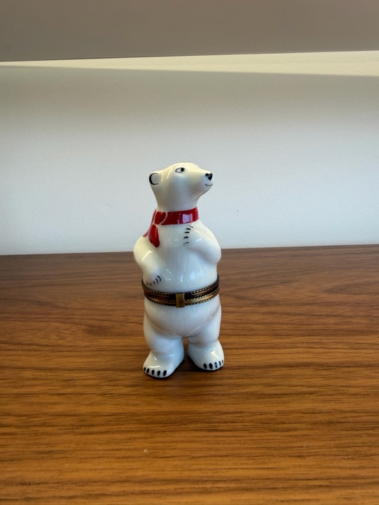 Limoges Other - LIMOGES France Handmade Polar Bear Hinged Porcelain Trinket Box Hand Painted